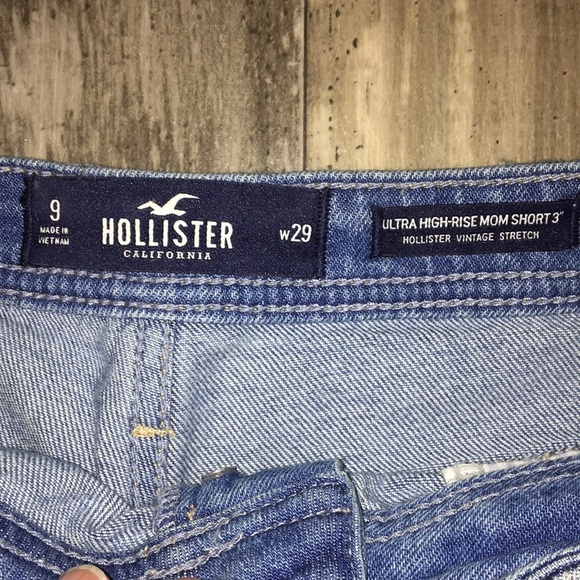 Hollister Distressed Button Fly Cuffed Hem Jean Shorts - Picture 2 of 4